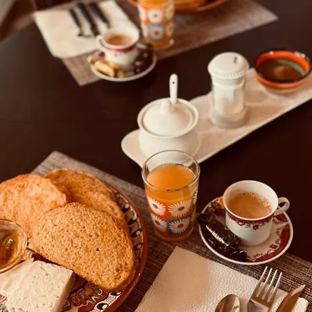 ренесанс Вилла Костенец