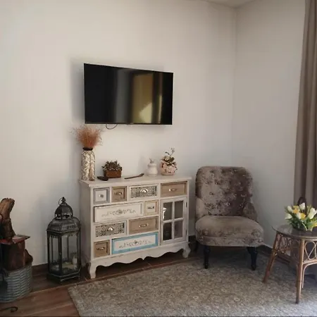ренесанс וילה קוסטנטס